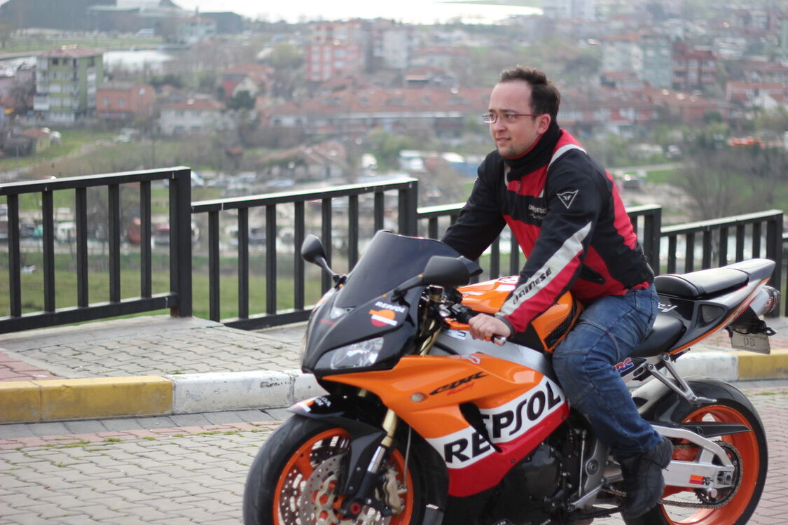  6779320  Ahmet, 37 ,    