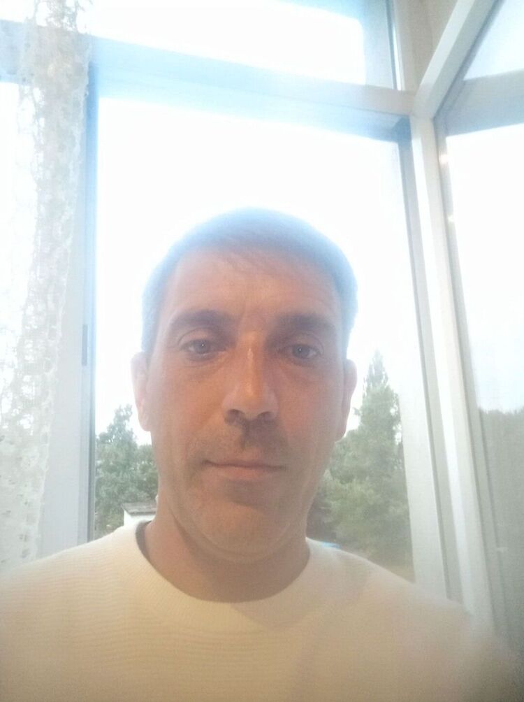  52995510  , 42 ,    
