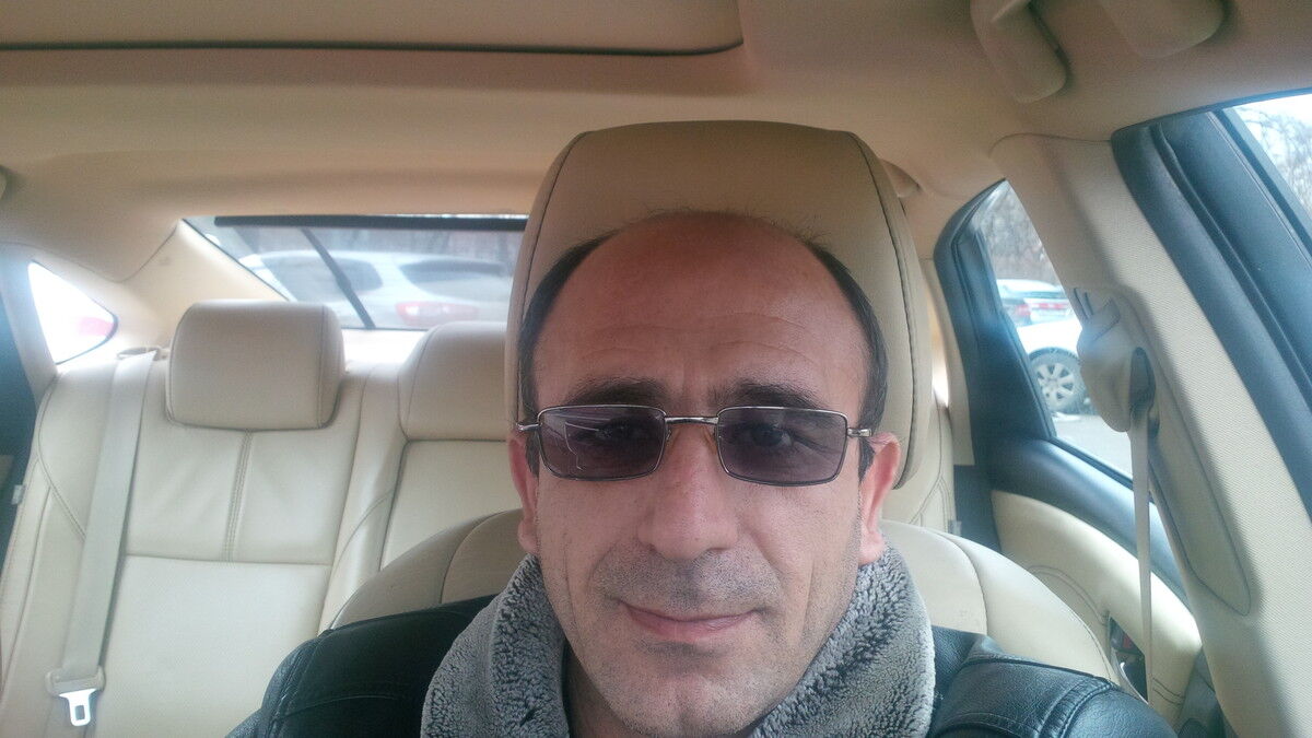  7438520  Armen, 57 ,    --