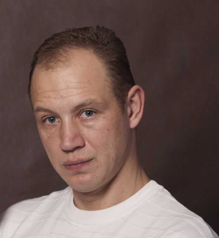  18999440  Vitalik, 44 ,    --