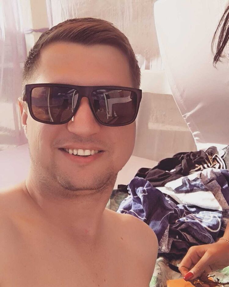  31643270  , 35 ,    -