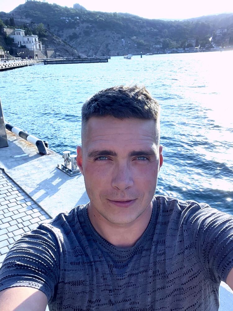  ,   Alexey, 32 ,   ,   