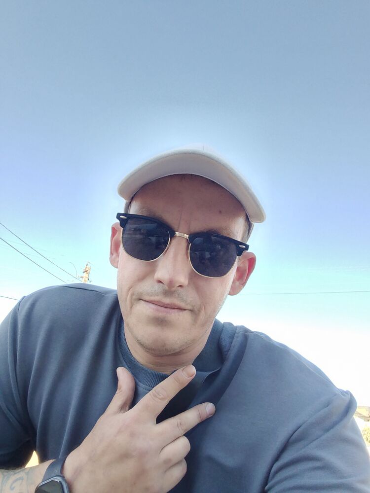  43481790  , 37 ,    