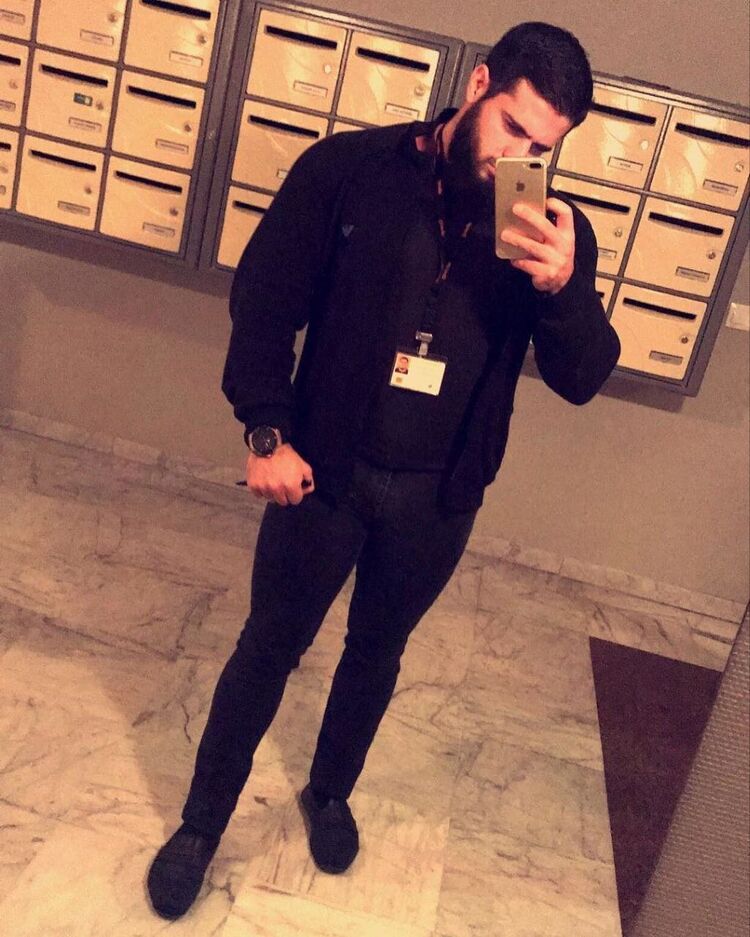  54695890  Alex, 49 ,    