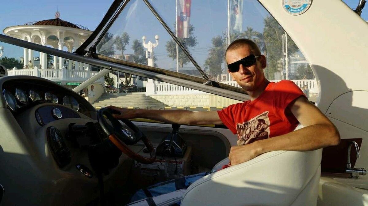 ���� 18824370 ������� ������, 40 ���, ���� ���������� � ������������