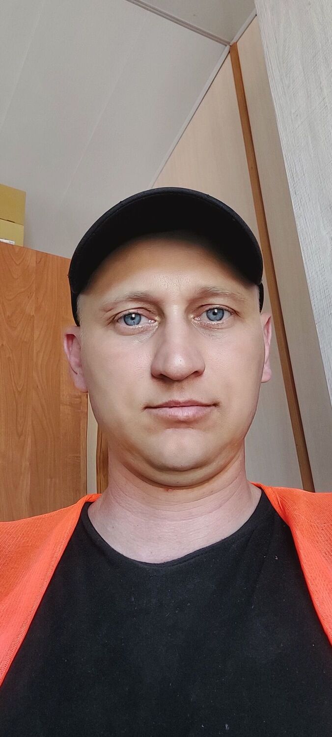  34982690  Evgen, 38 ,    