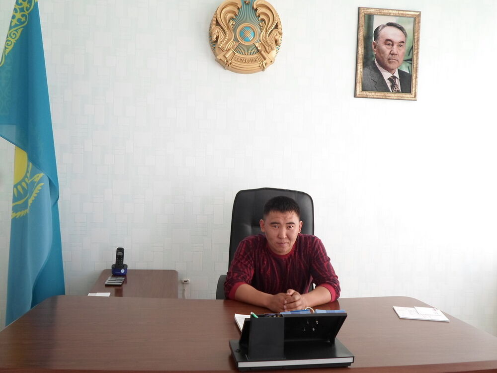  10663360  Serik, 40 ,    -