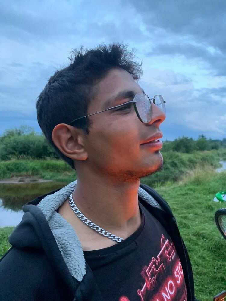 -,   , 24 ,   ,   