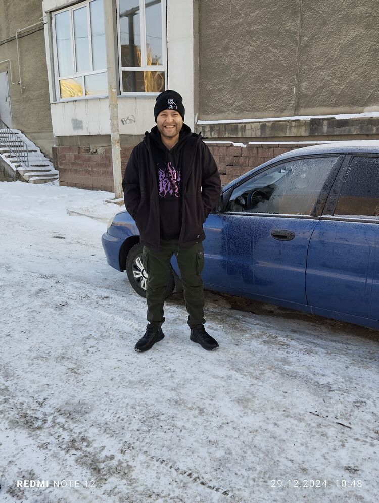  50115730  Sergey, 35 ,    