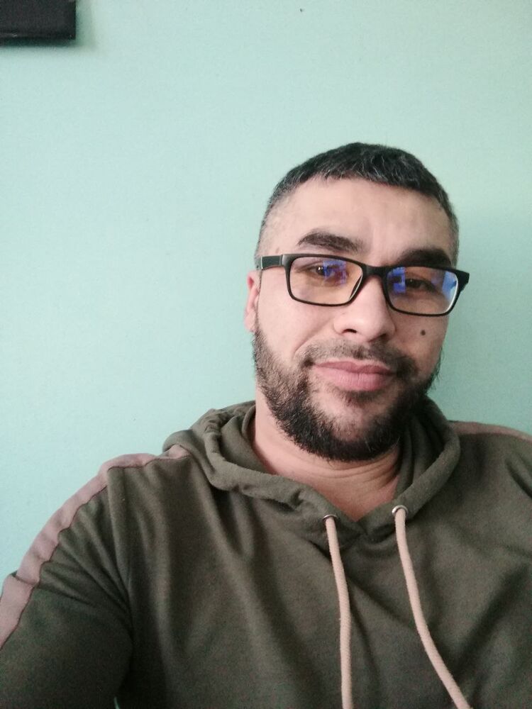  29854240   , 37 ,    
