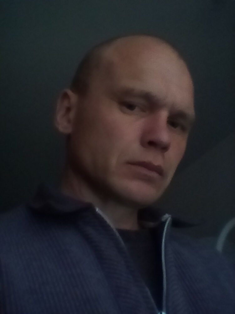  ,   Lexa, 46 ,  
