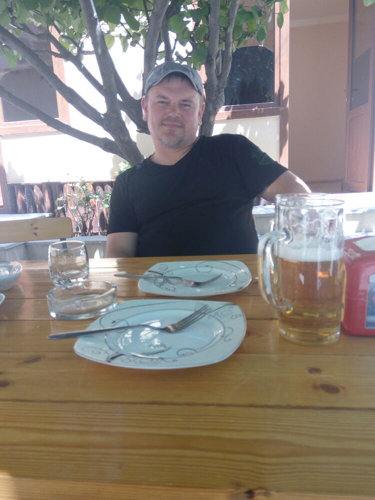  ,   Alex, 46 ,   