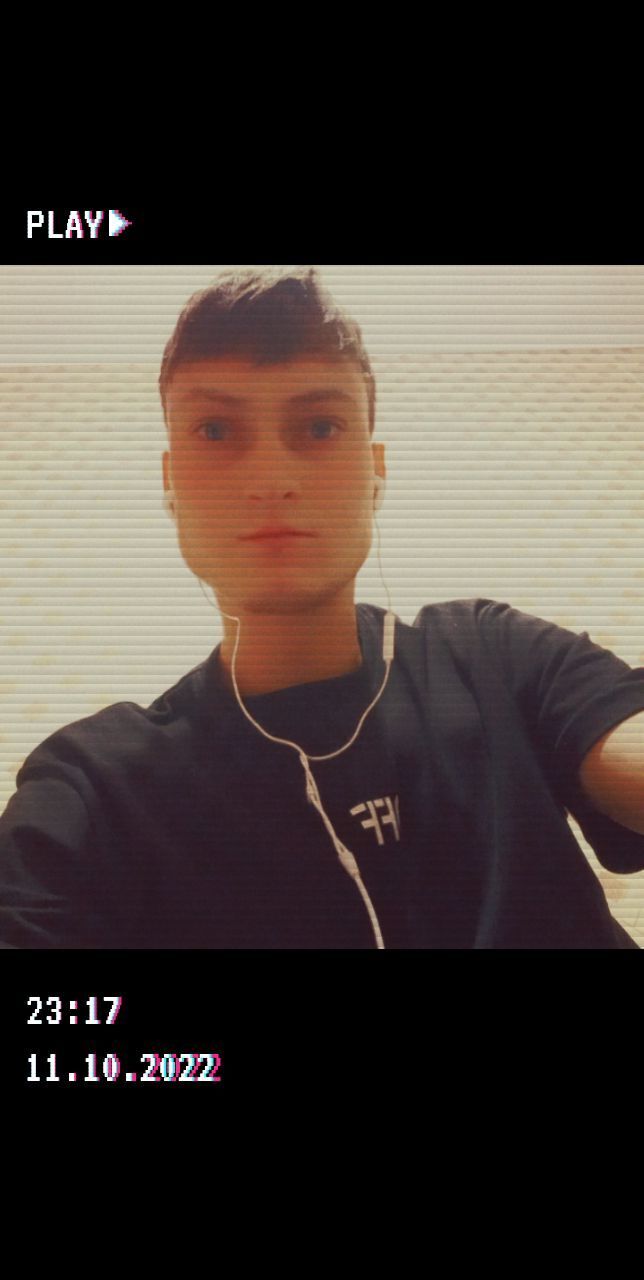  29885860  Alexander, 26 ,    