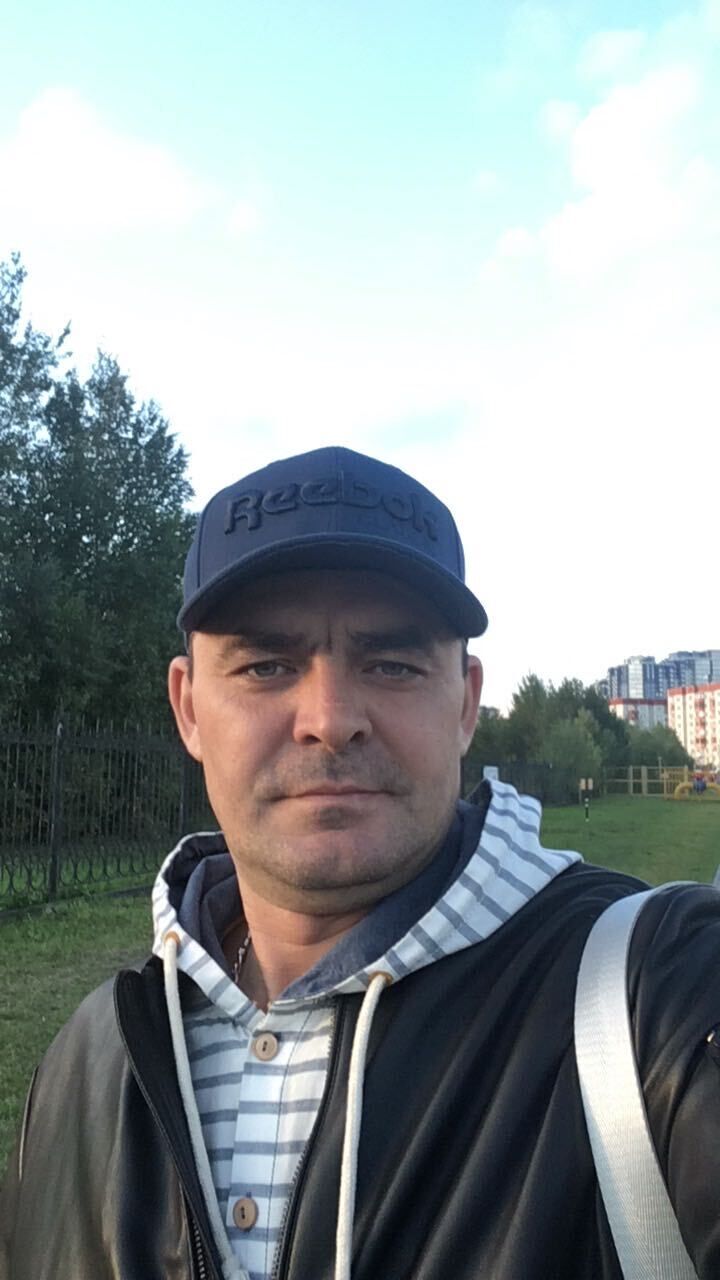  52452930  , 47 ,    