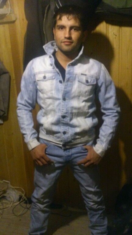  5422800  Samir, 34 ,    