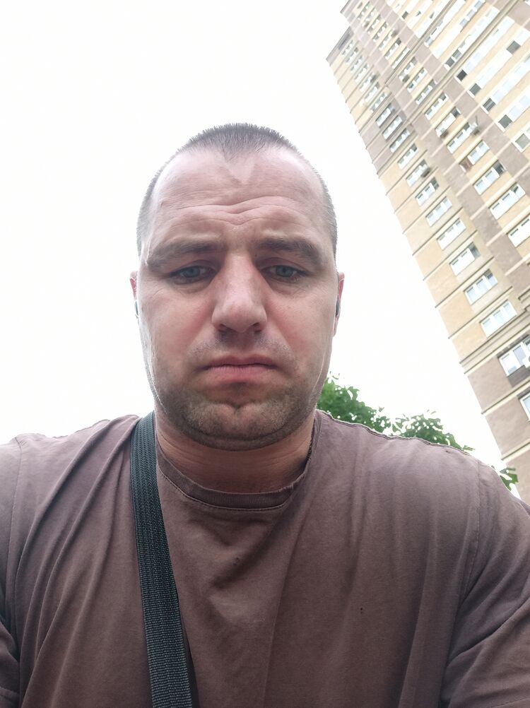  ,   Dima, 44 ,   ,   , c , 