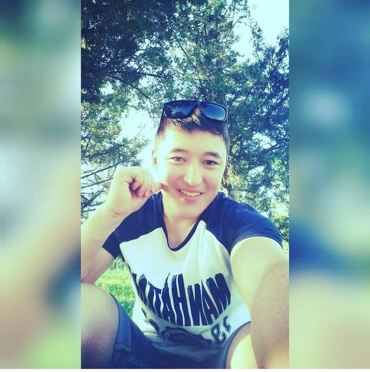  ,   Erlan, 31 ,   , 