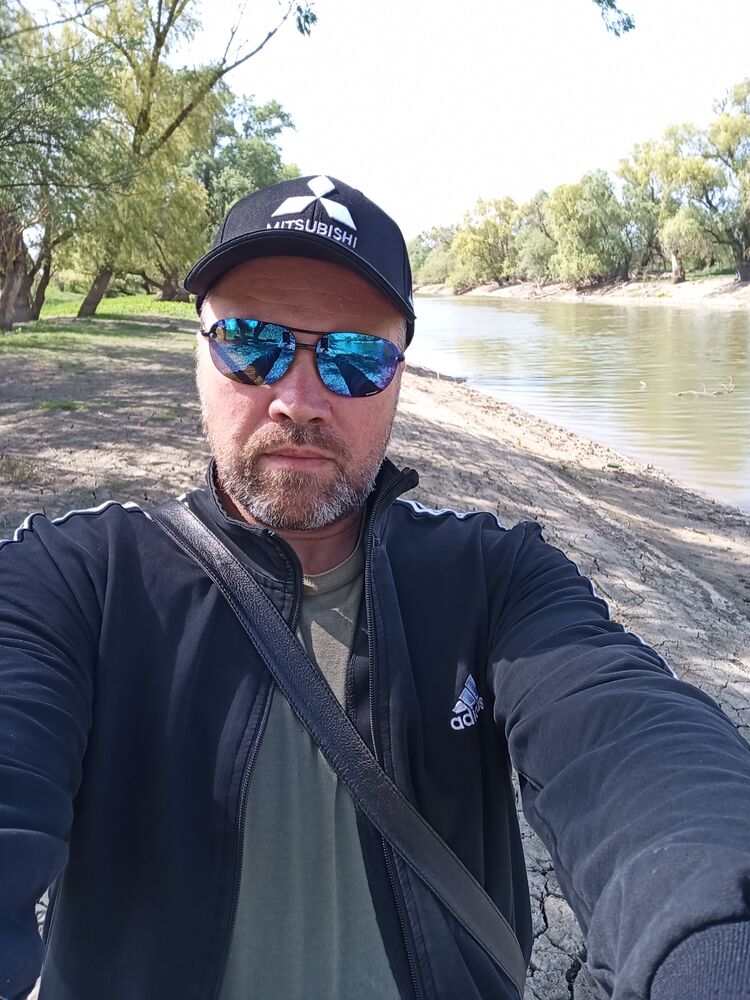  ,   , 48 ,   c , 