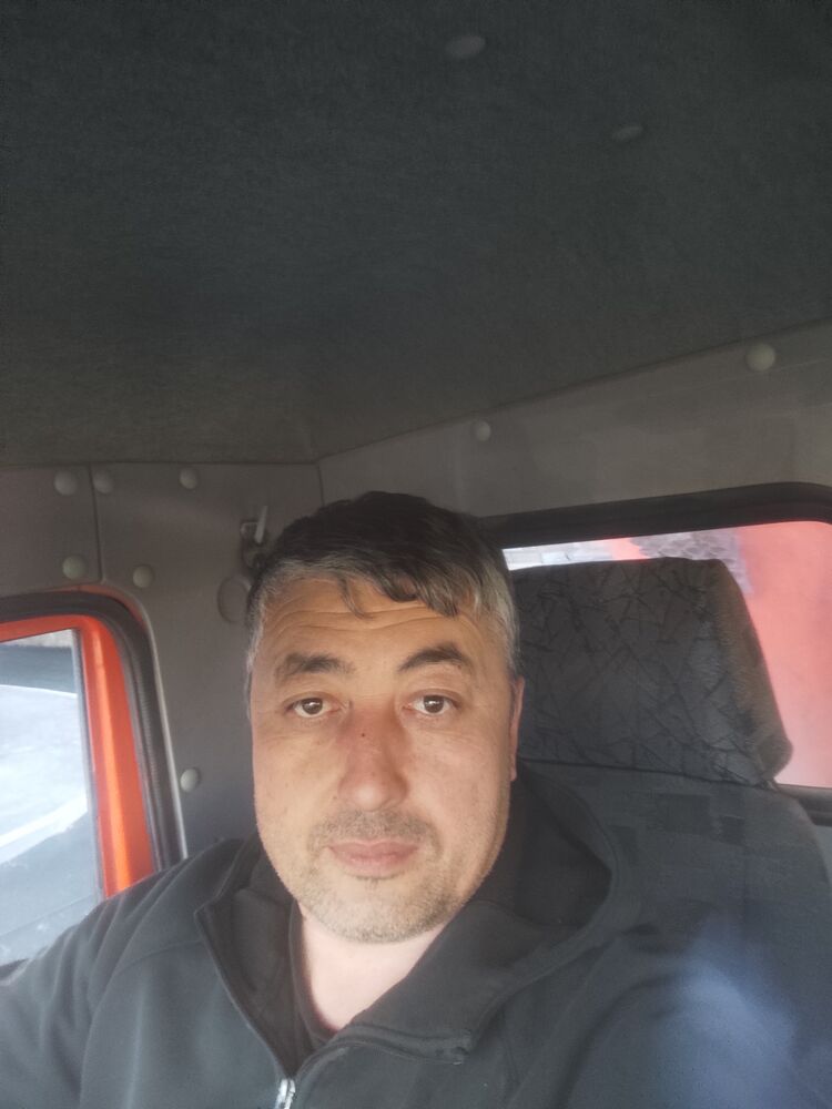  ,   Farmon, 44 ,   ,   