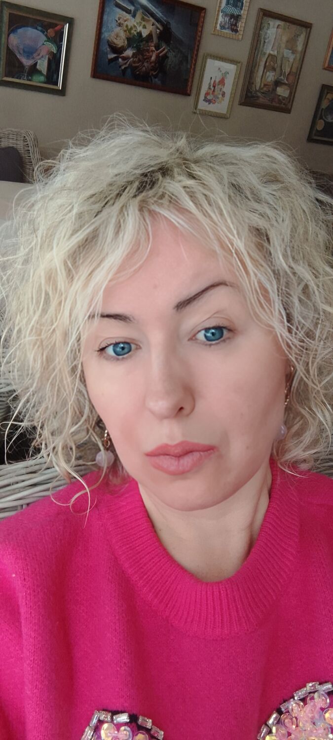  51958480  Nat, 37 ,    