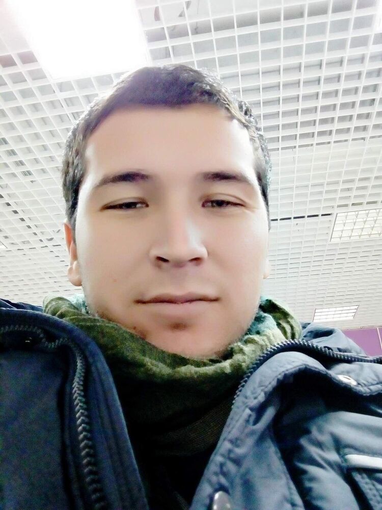  47766590  Radik, 33 ,    
