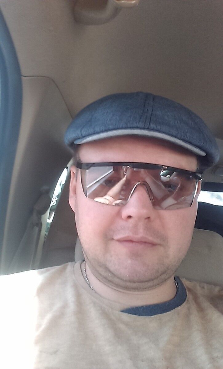   ,   Oleg, 32 ,   