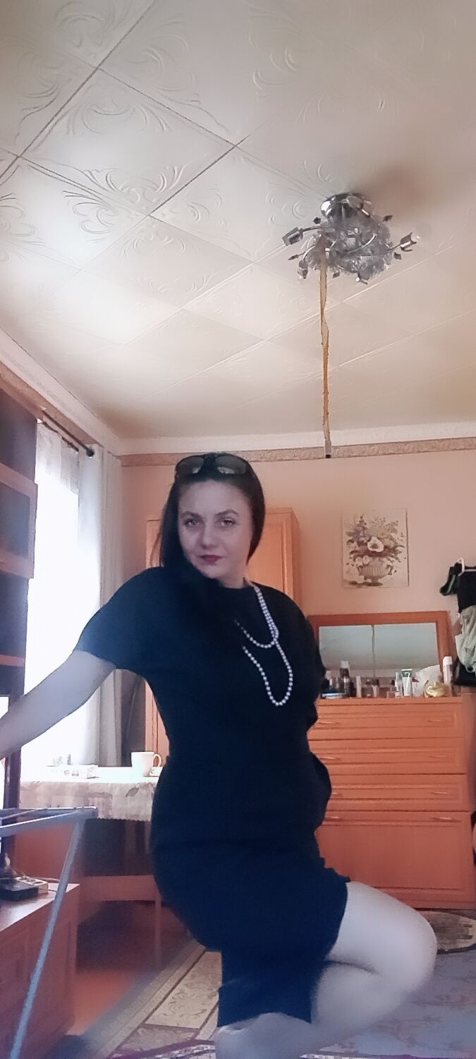  46115980  Irina, 40 ,    