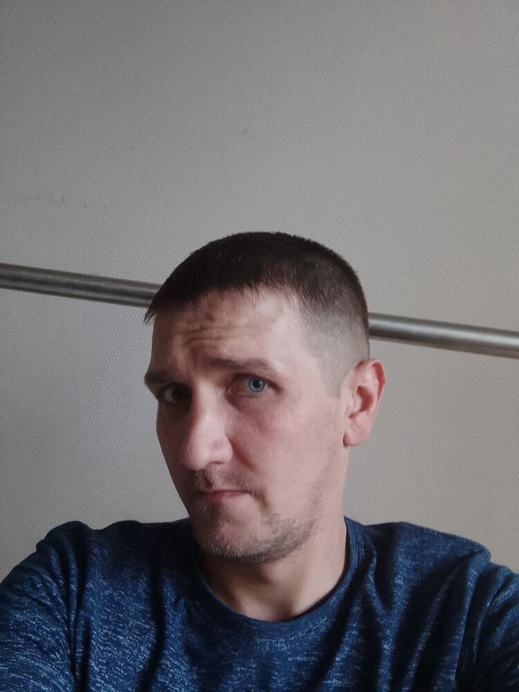  48313670  , 36 ,     