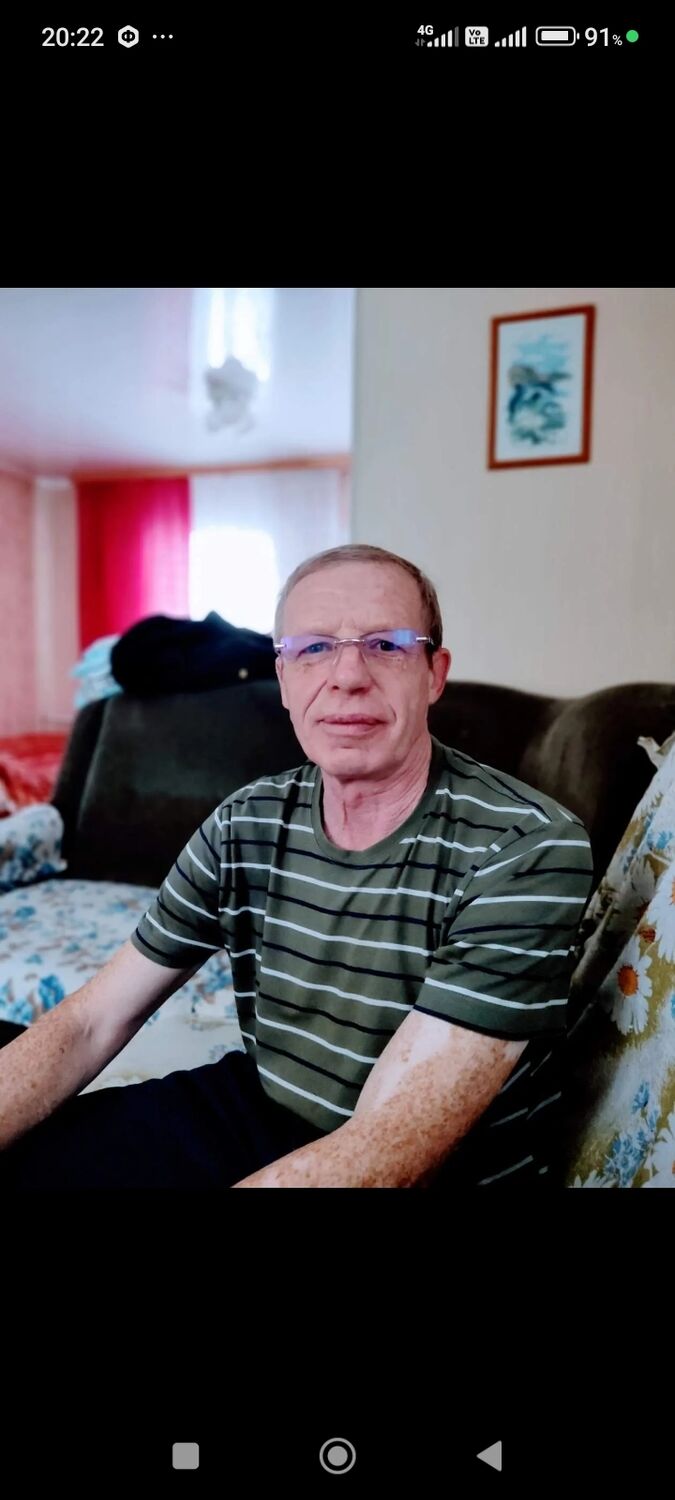  54286880  Gennadiy, 64 ,    