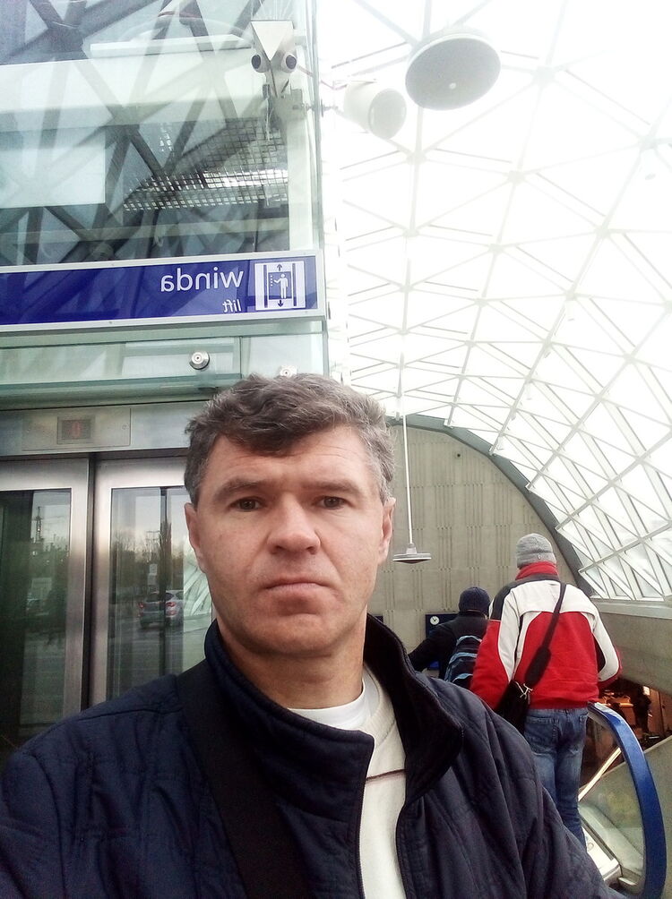  18248320  Sergey, 46 ,     