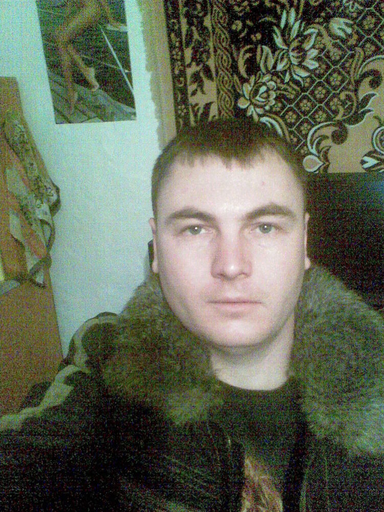  4537670  Aleks bc, 48 ,    