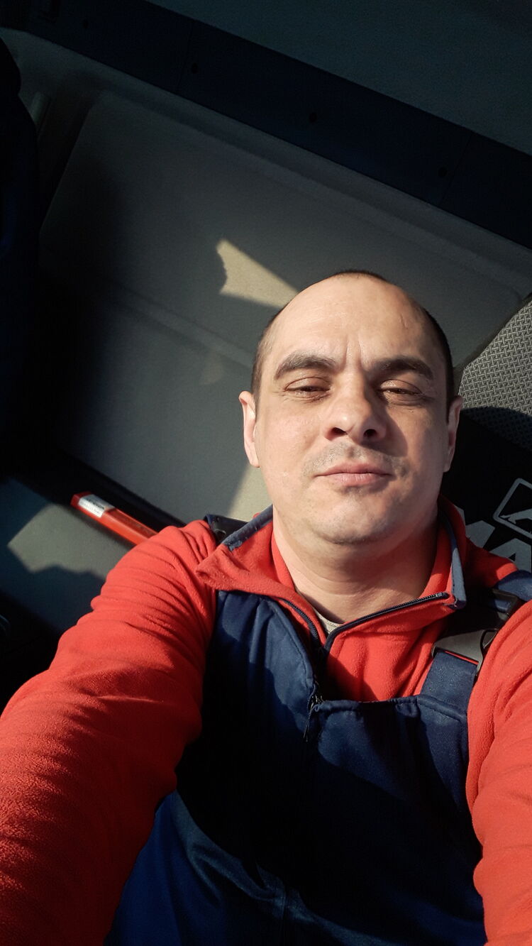  ,   Ilya, 45 ,   ,   , 