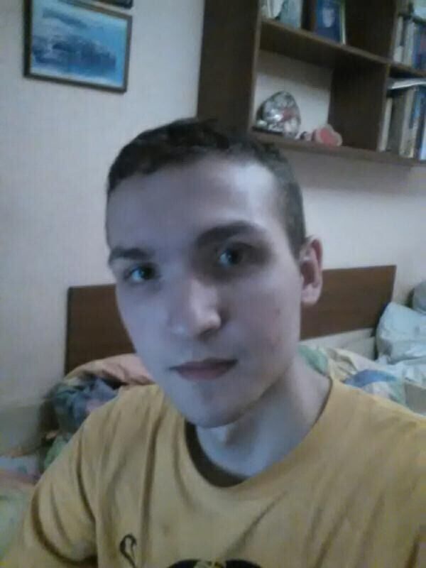  24219320  Pavel, 26 ,    