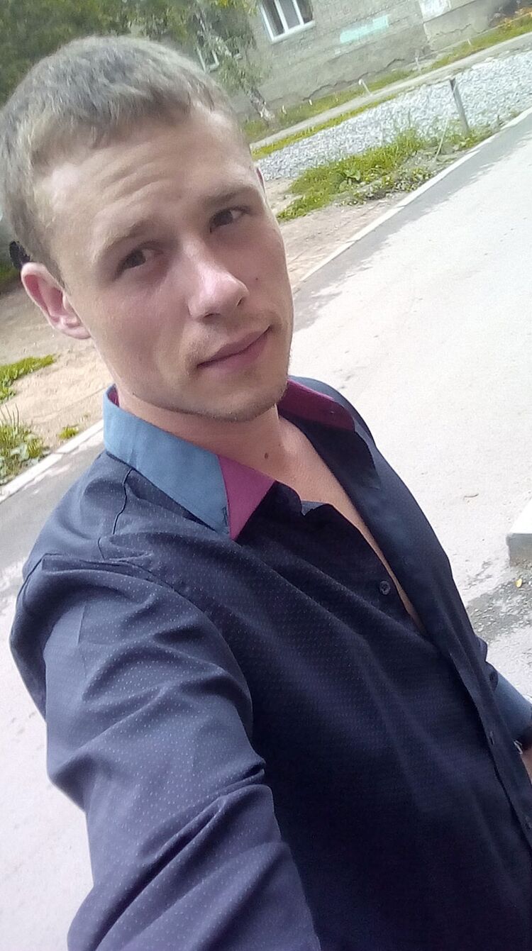  28289240  Dmitry, 28 ,    