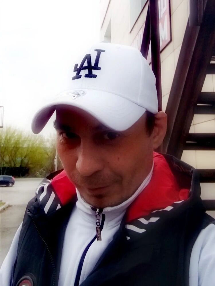 ,   Valentin, 39 ,   ,   , c , 