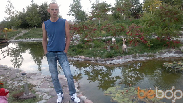  1166030  Denis, 44 ,    