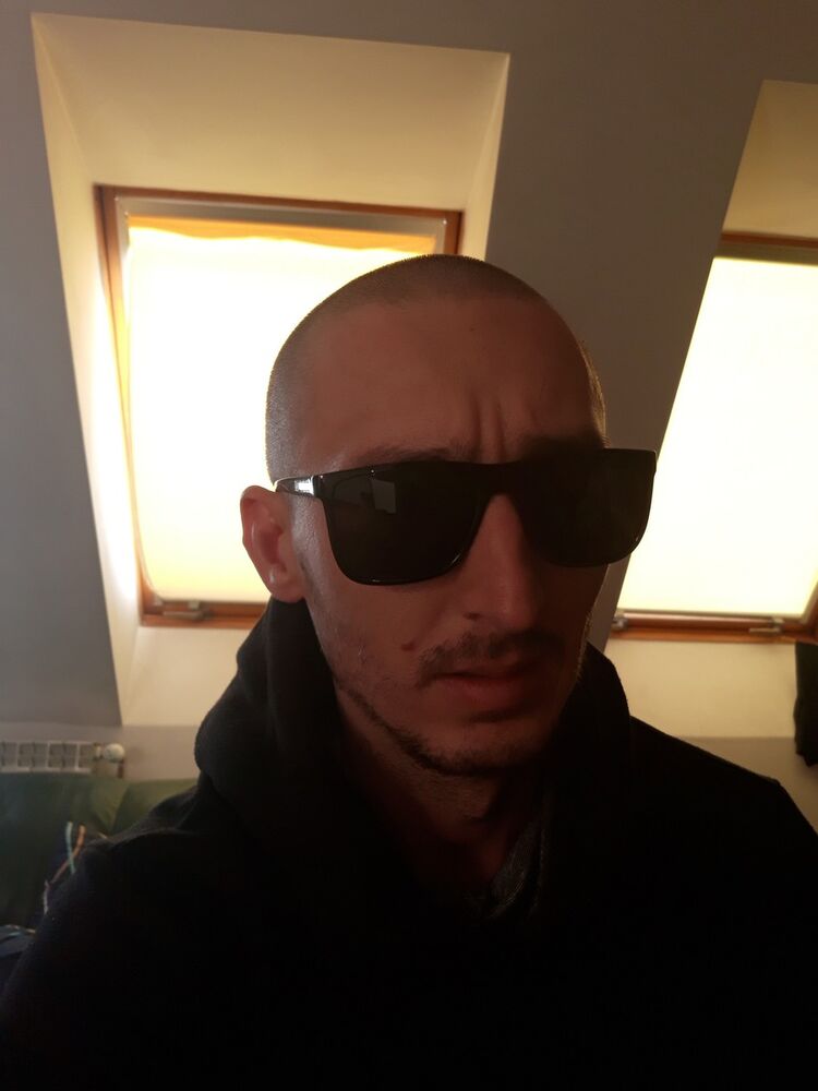 ���������� �������, ���� ������� Esrty, 40 ���, ������������ ��� ������