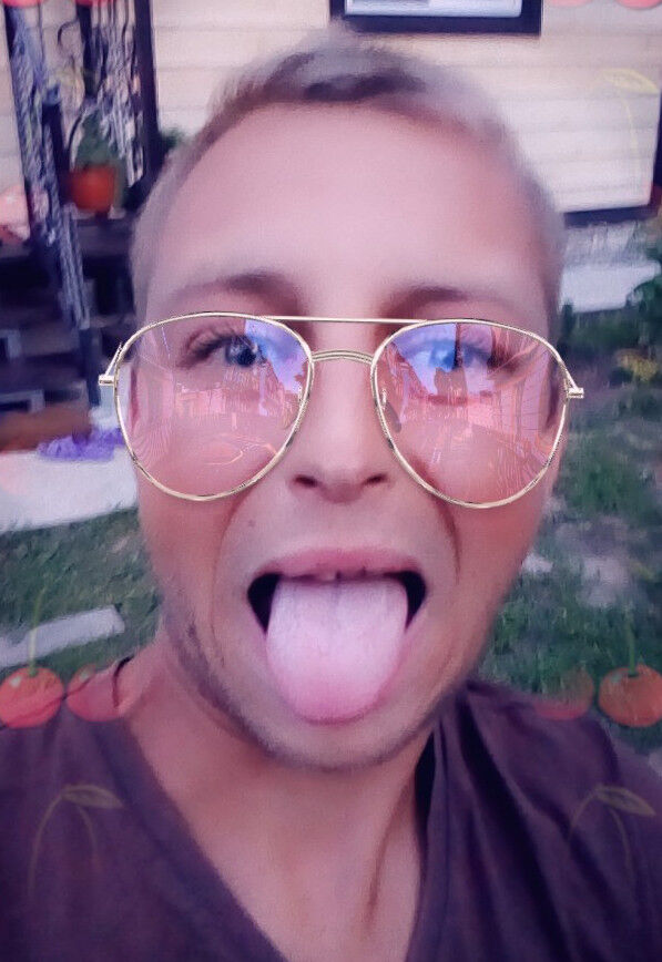  ,   Artur, 34 ,   ,   , c 