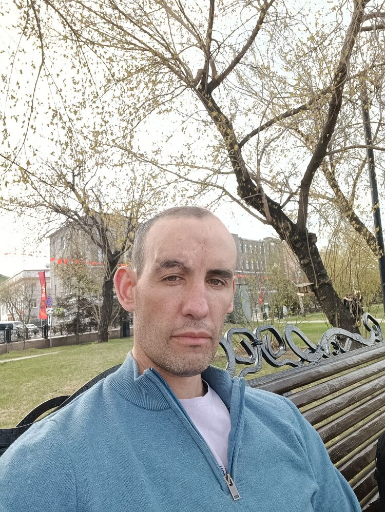 43131860  , 40 ,    