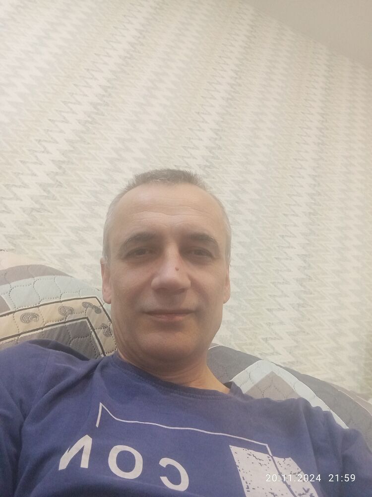  47884290  , 52 ,    