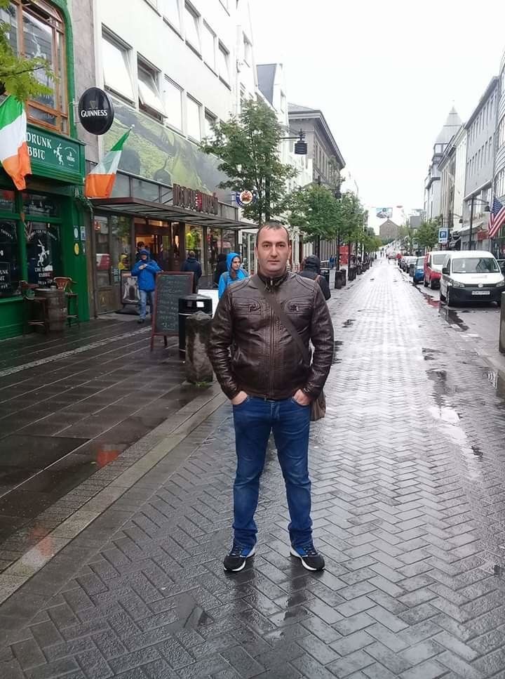  19672630  Gochitogocha, 48 ,    Selfoss
