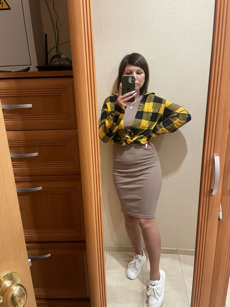  46304760  , 35 ,    -