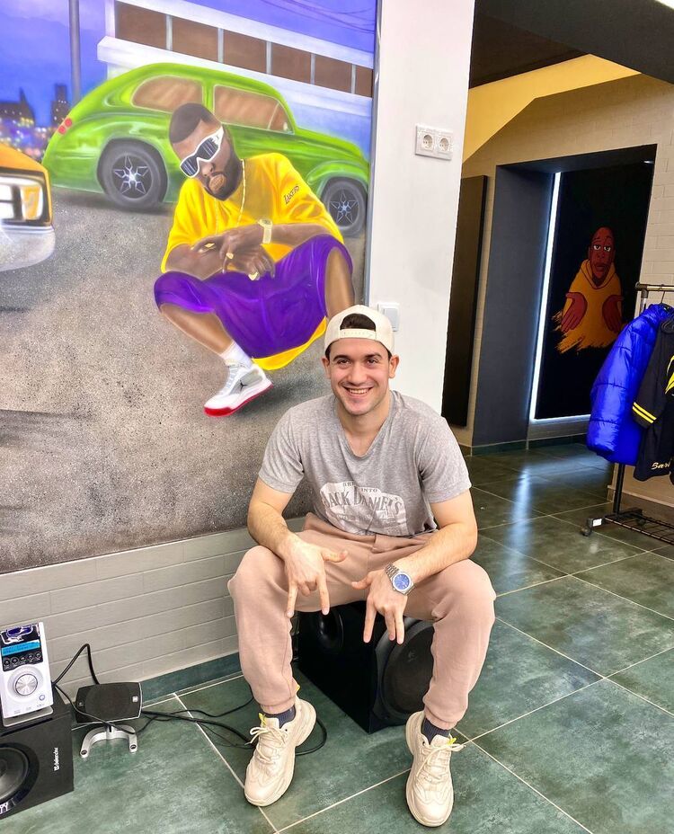 ���� 41939980 ����� Petrucio, 22 ����, ���� ���������� � ������