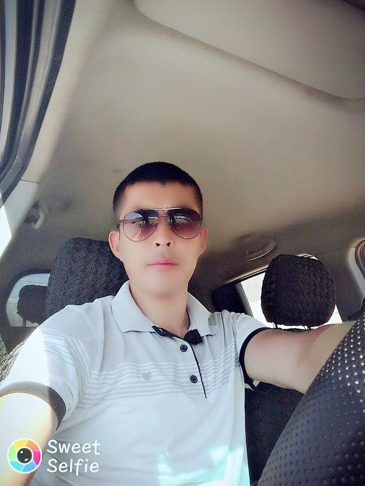  14858770  Eshquvatov, 39 ,    