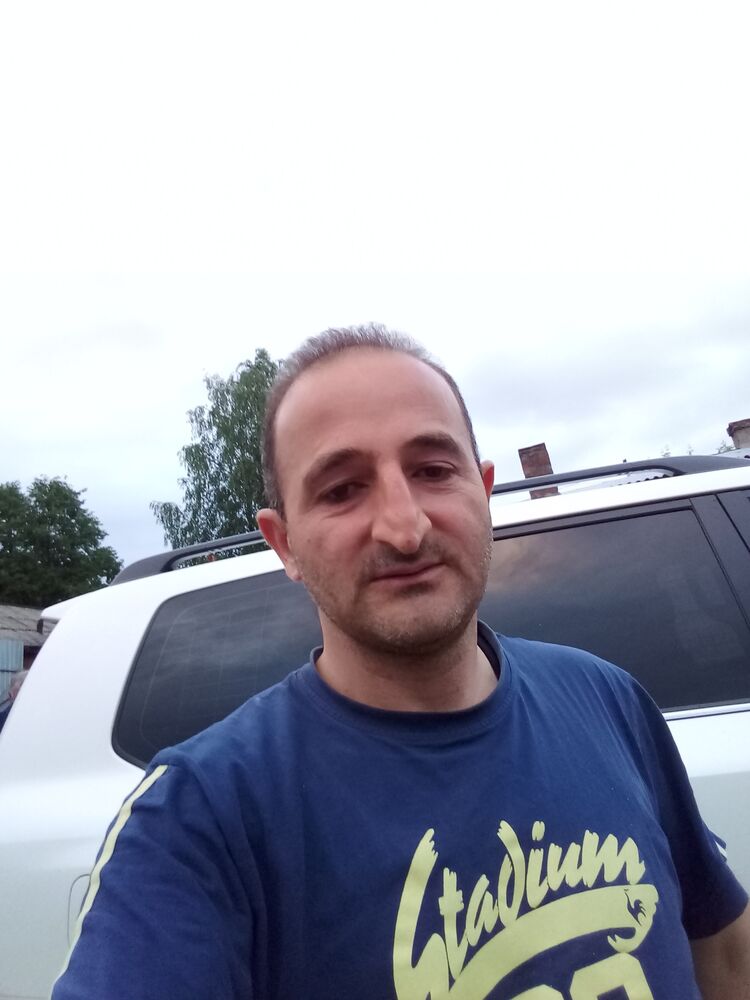  ,   Artur, 45 ,   ,   , c 