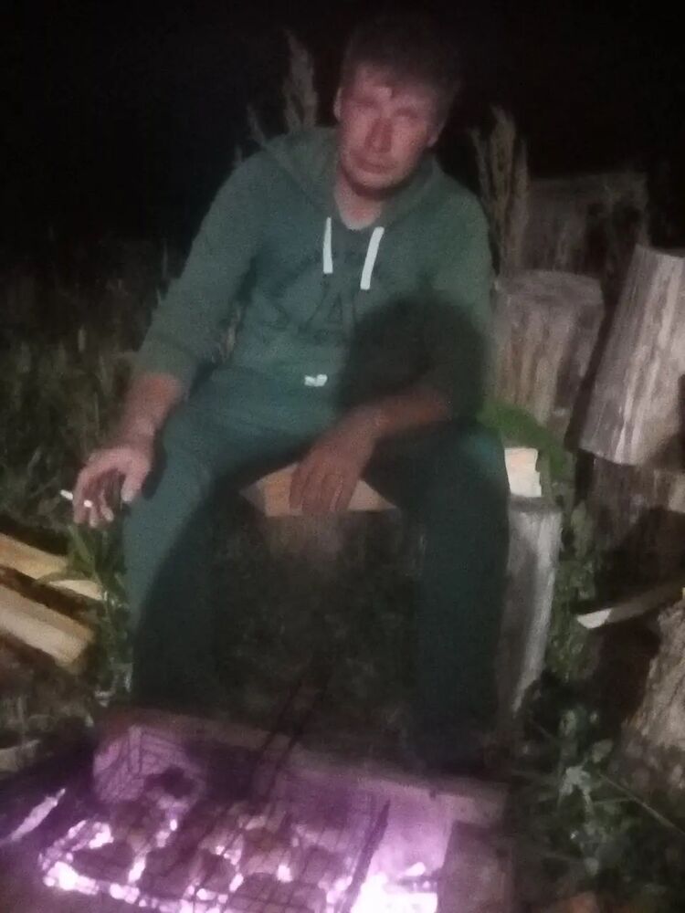  ,   Eduard, 37 ,   ,   , c 