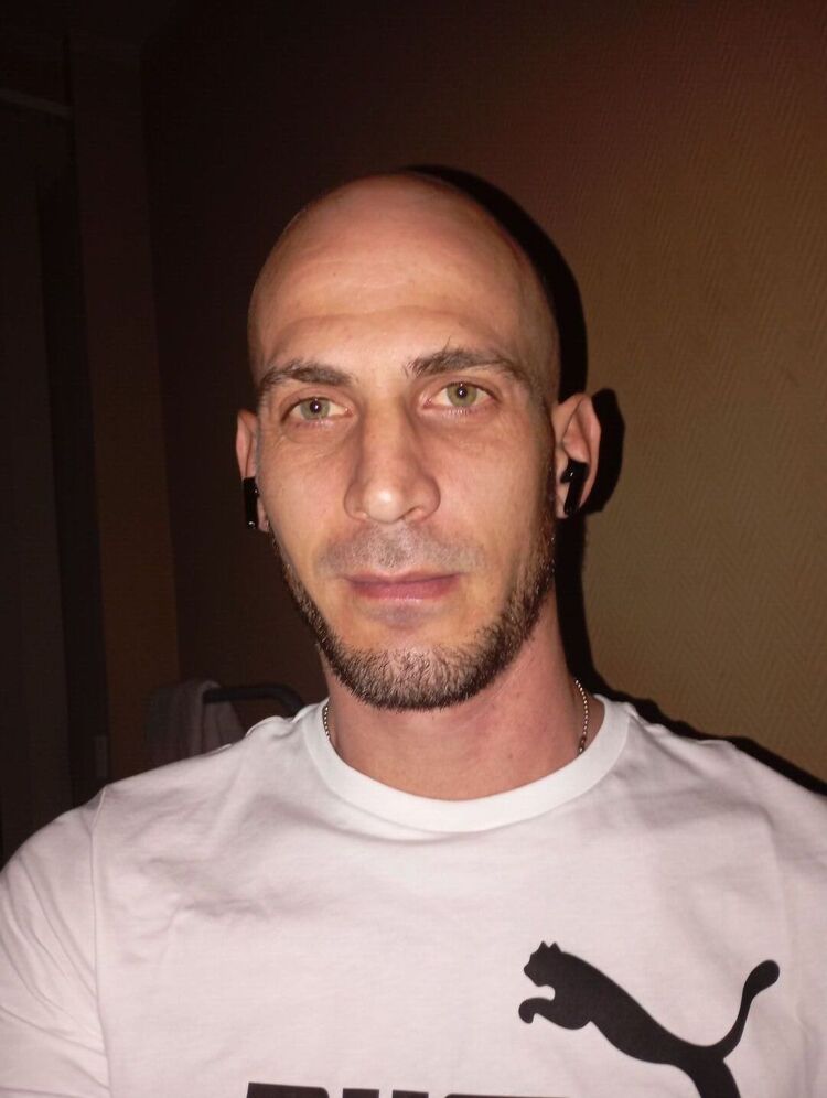  45927690  , 39 ,    