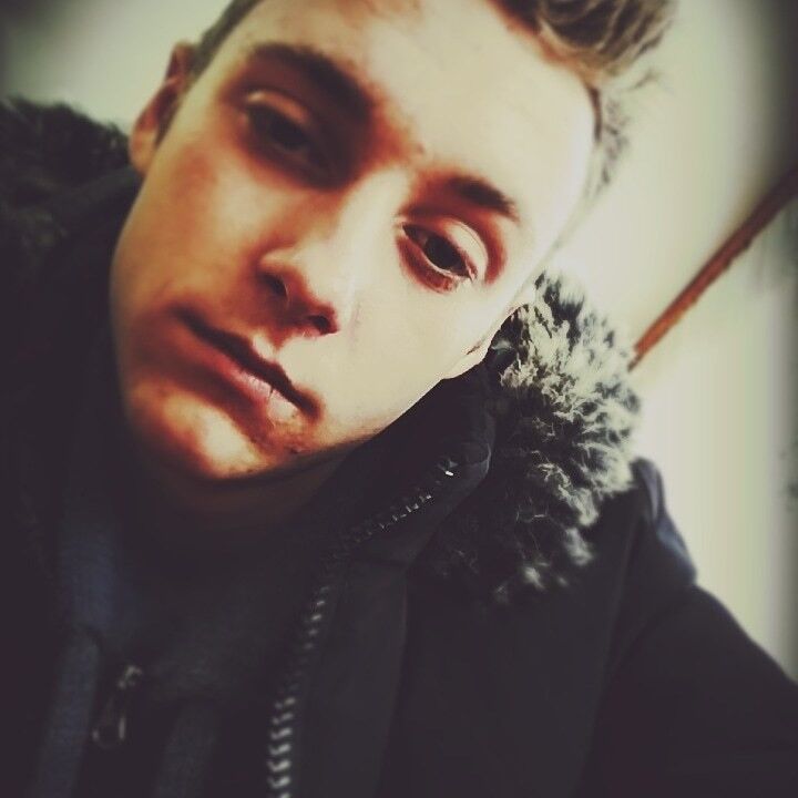 15626650  Alex, 25 ,    