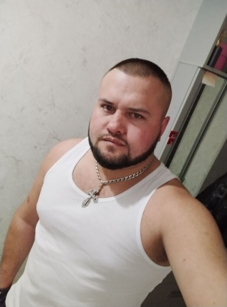  45262870  Evgeni, 34 ,    