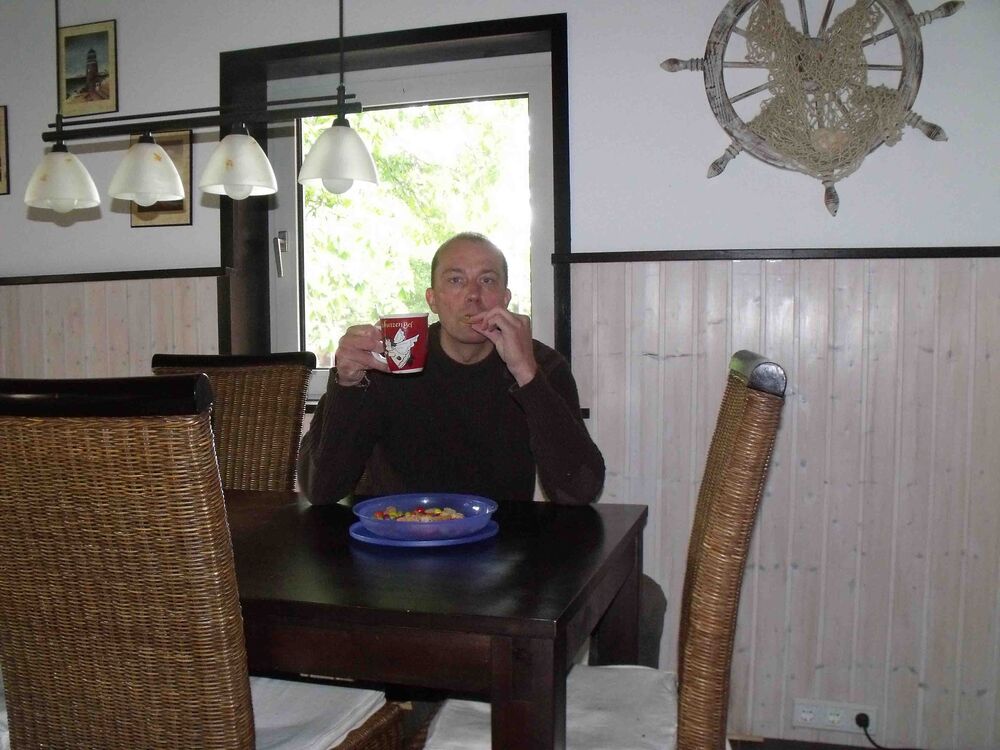 ���� 25641480 ������� Alik Morris, 60 ���, ���� ���������� � Alamo